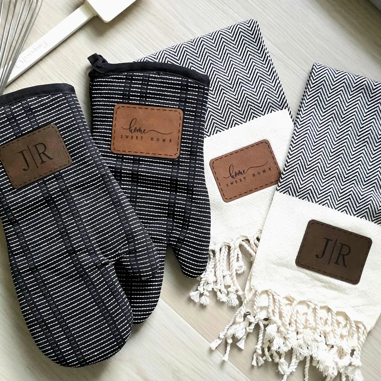 Personalized Oven Mitt & Kitchen Towel Set