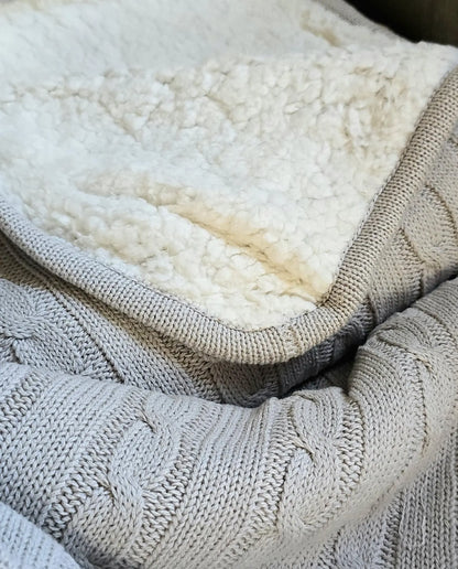 Personalized Cable Knit Throw Blanket – Engraved Leather Patch