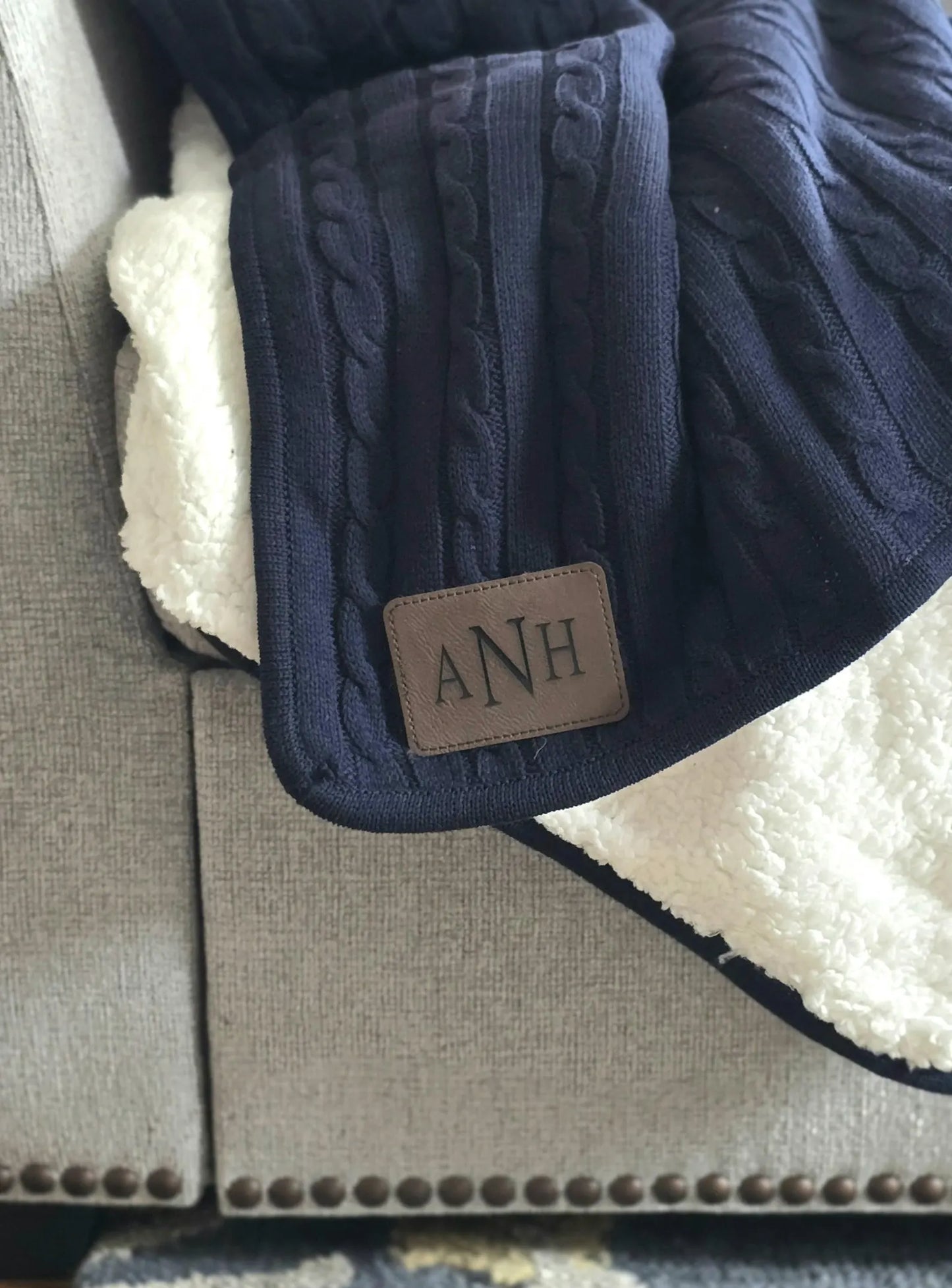 Personalized Cable Knit Throw Blanket – Engraved Leather Patch