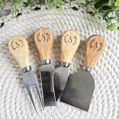 Personalized Cheese Knife Set – Engraved Wooden Handle